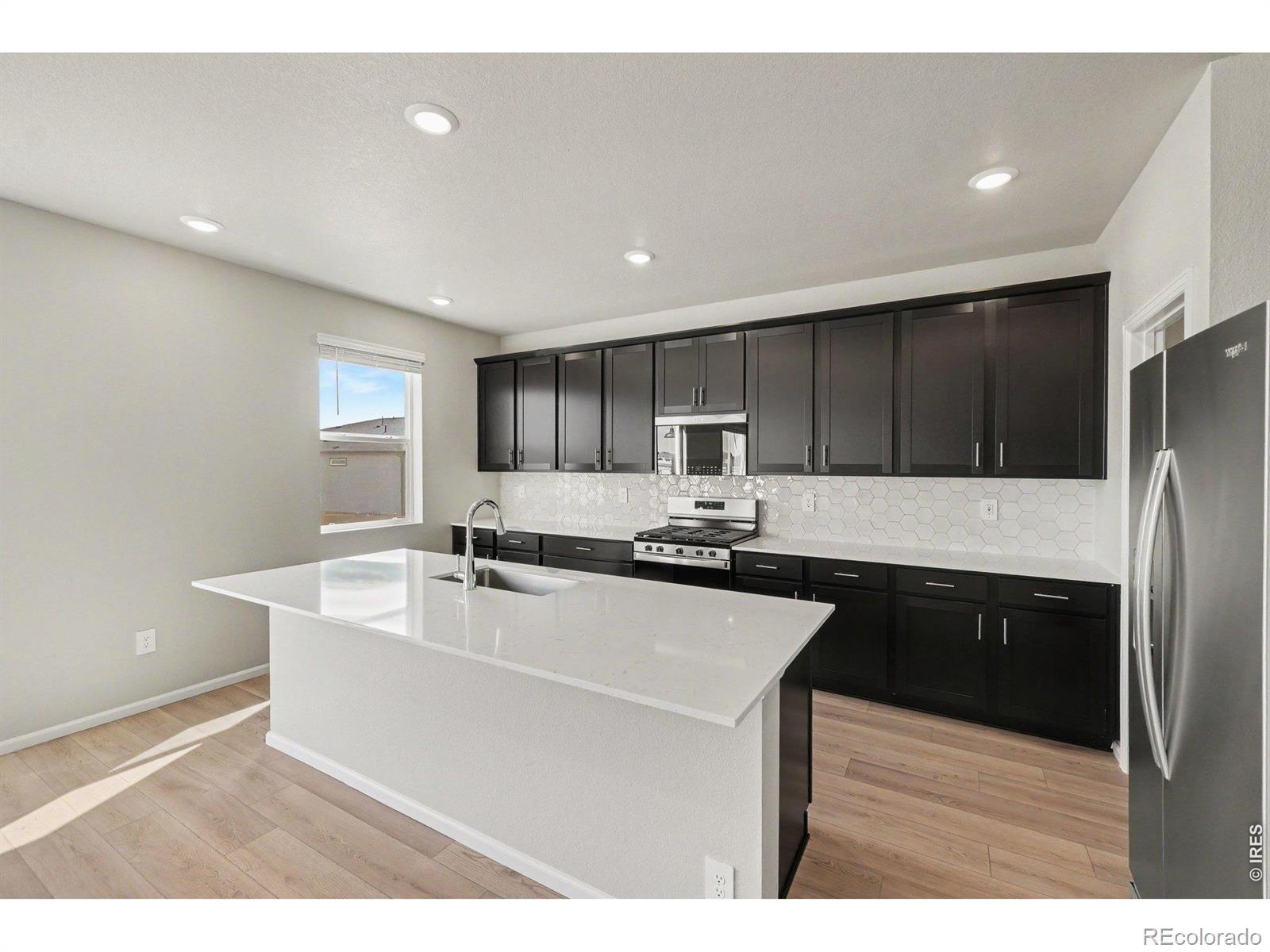 MLS Image #13 for 1629  yampa river drive,windsor, Colorado