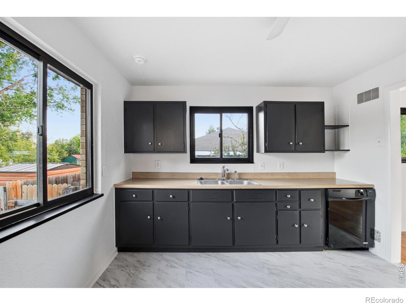 MLS Image #10 for 1518  kimbark street,longmont, Colorado