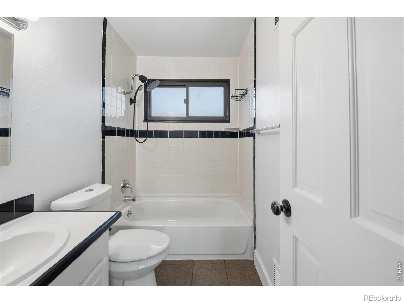 MLS Image #3 for 1518  kimbark street,longmont, Colorado