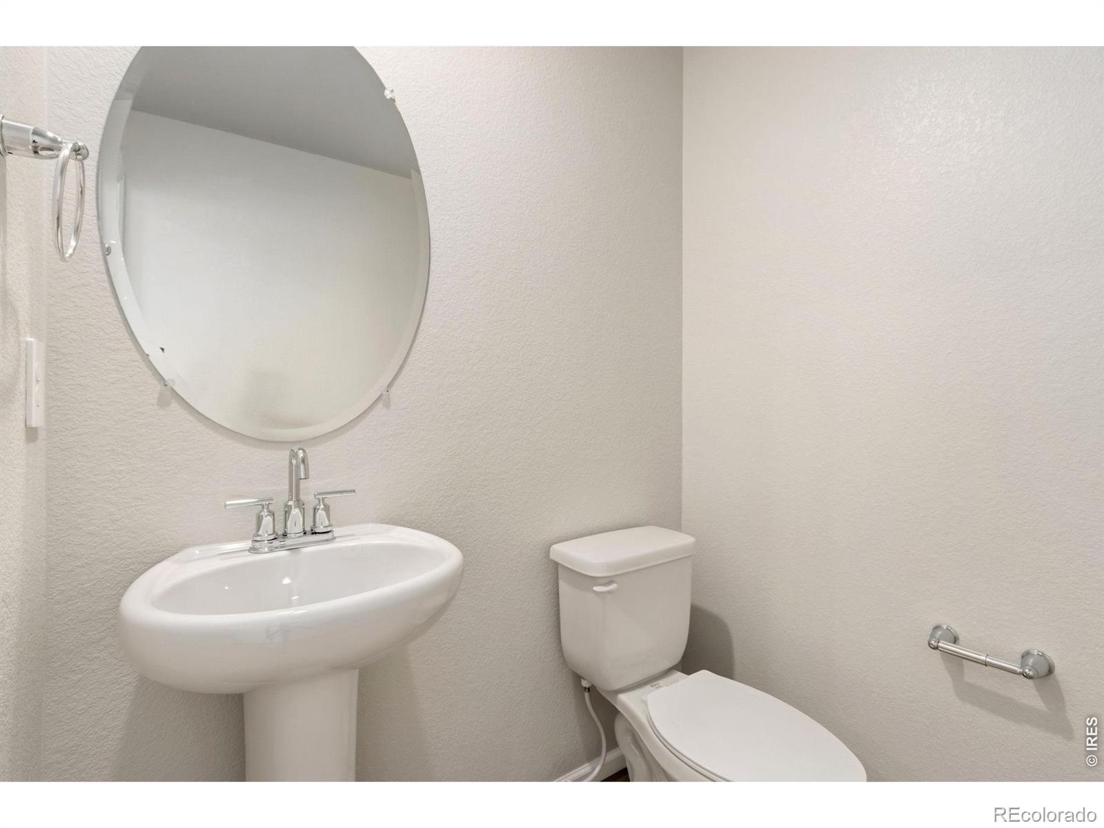 MLS Image #11 for 1590  riverplace drive,windsor, Colorado