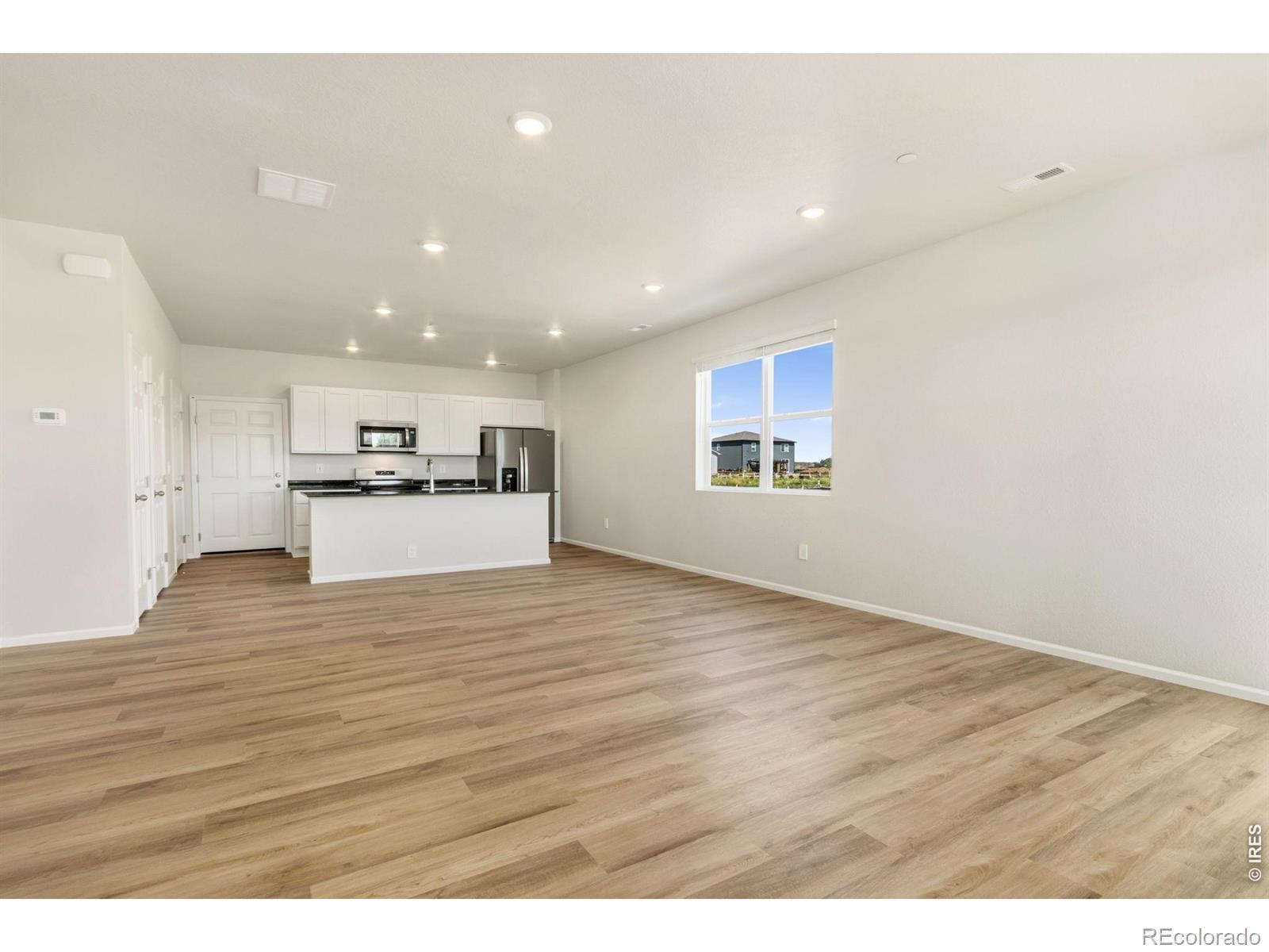 MLS Image #3 for 1590  riverplace drive,windsor, Colorado
