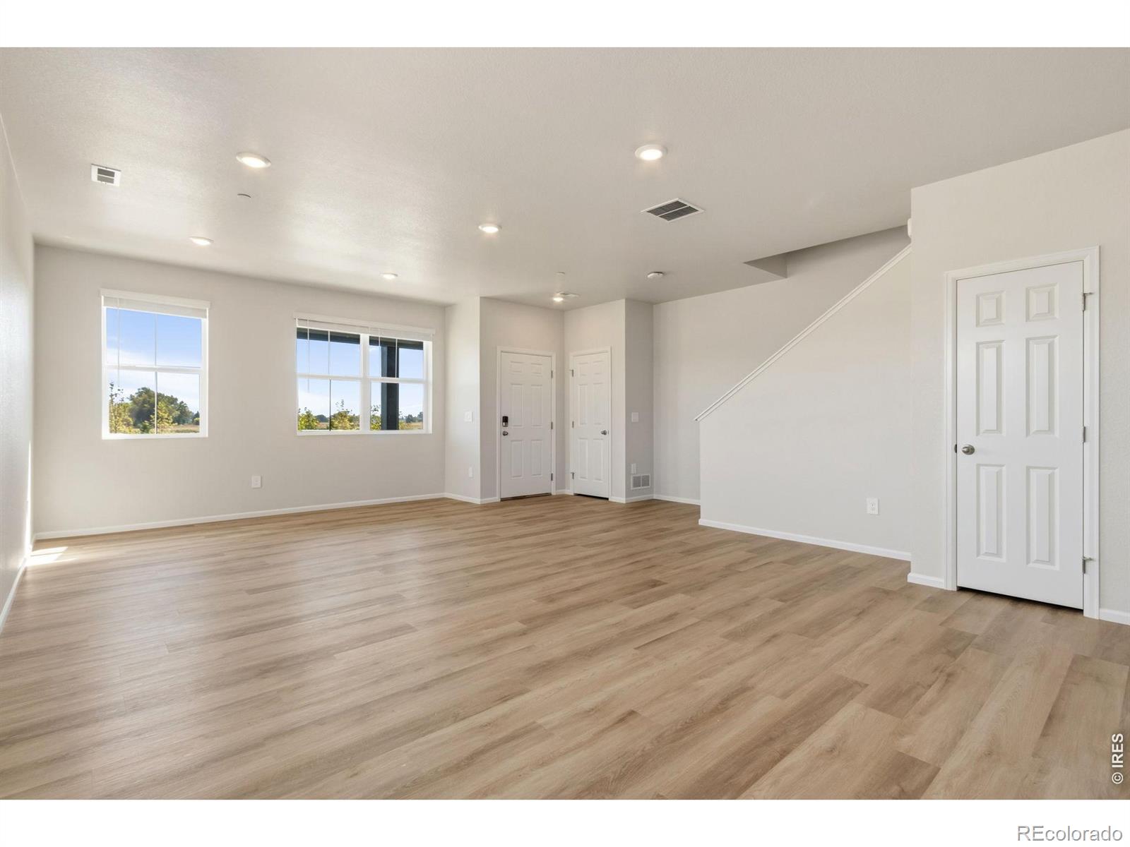 MLS Image #6 for 1590  riverplace drive,windsor, Colorado