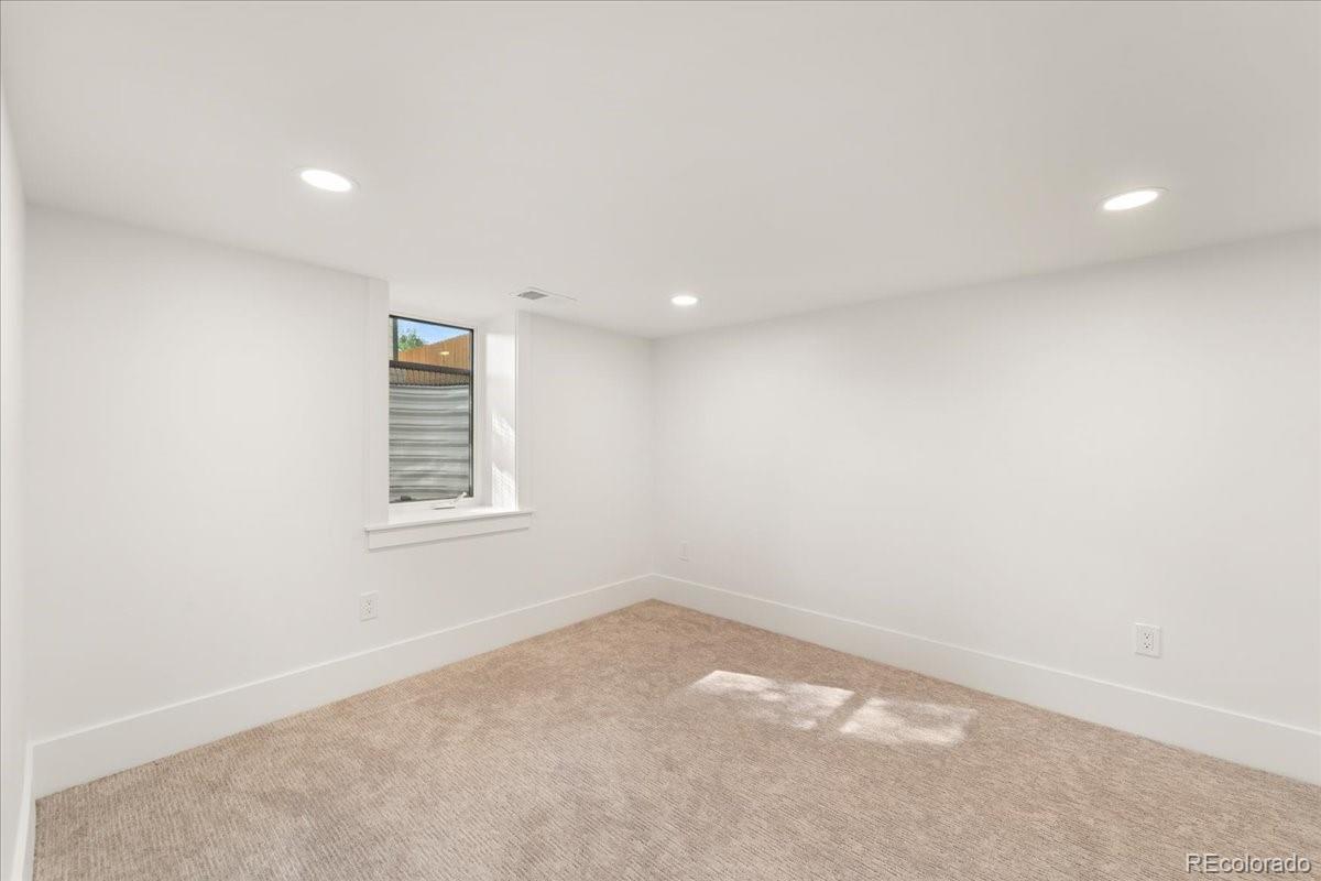 MLS Image #33 for 265 s pennsylvania street,denver, Colorado