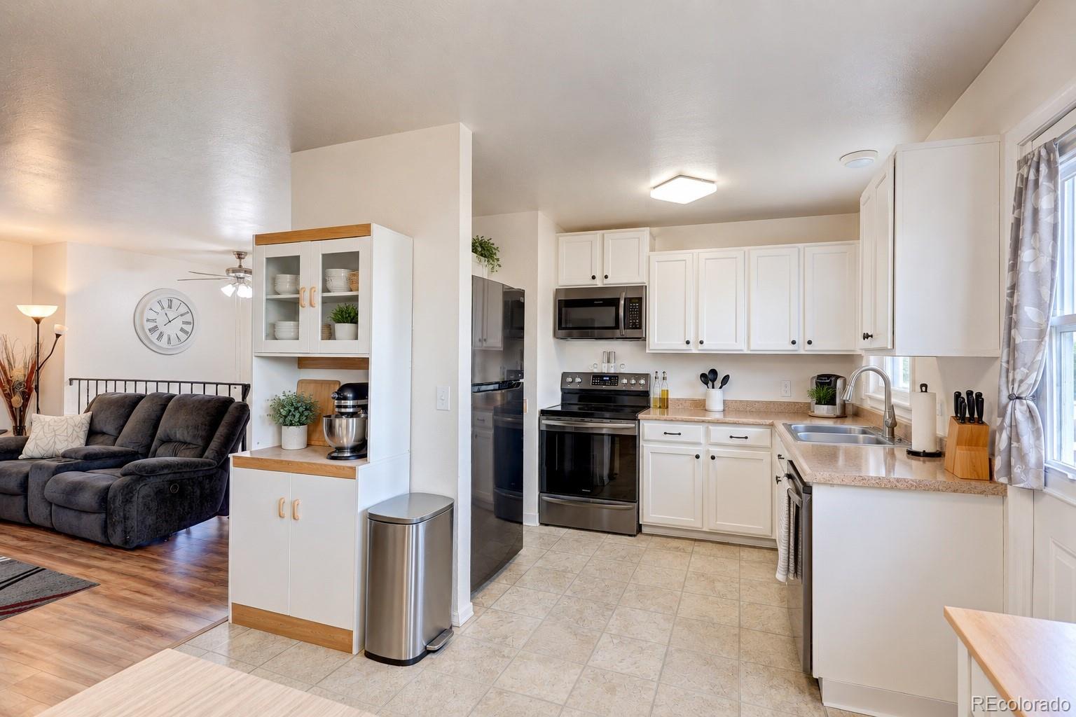 MLS Image #9 for 4796 s ouray street,aurora, Colorado