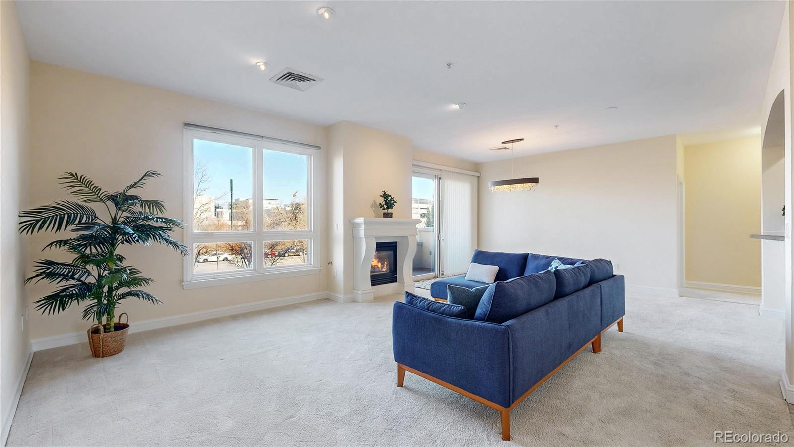 MLS Image #14 for 2500 e cherry creek south drive,denver, Colorado
