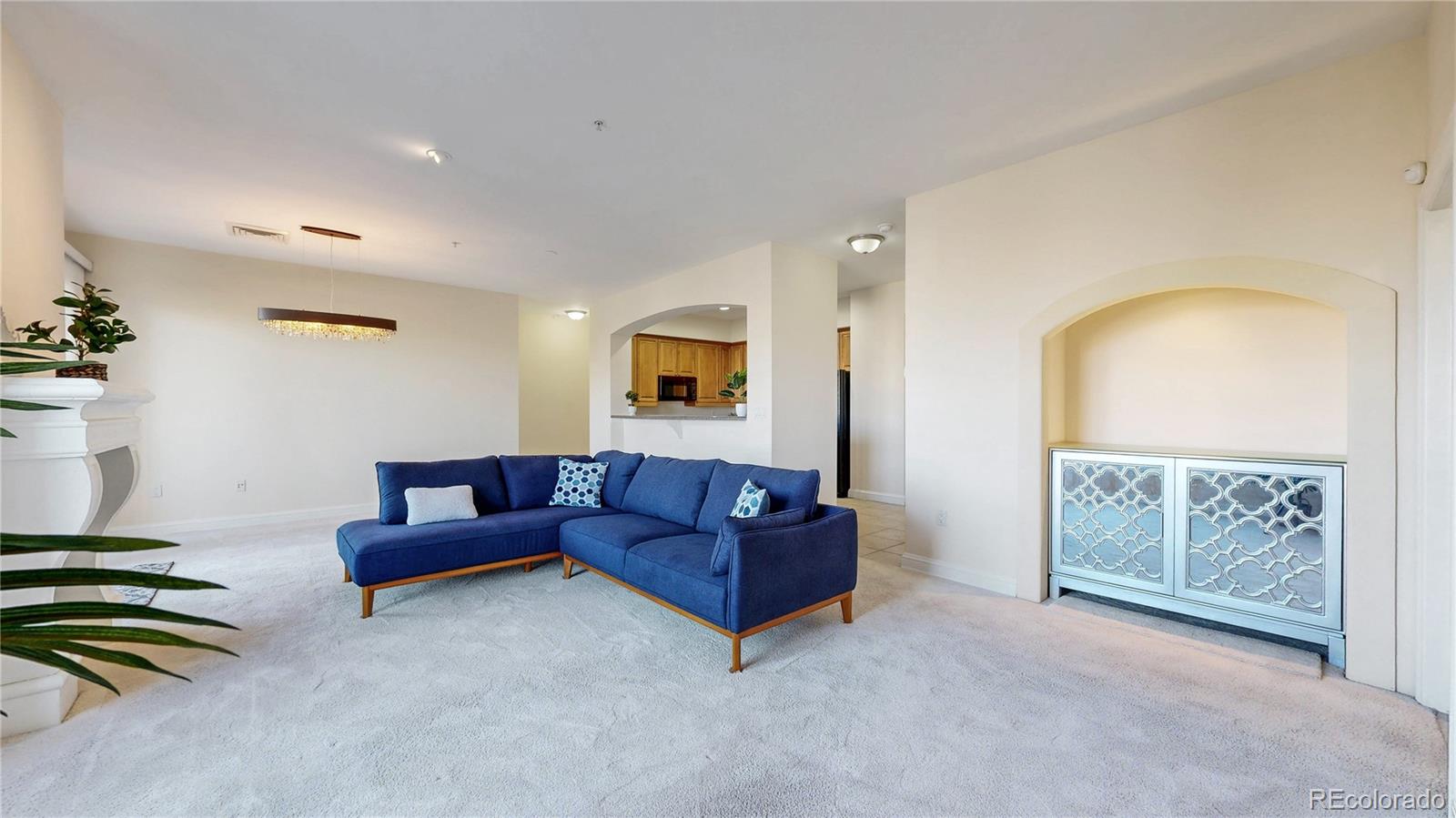 MLS Image #18 for 2500 e cherry creek south drive,denver, Colorado