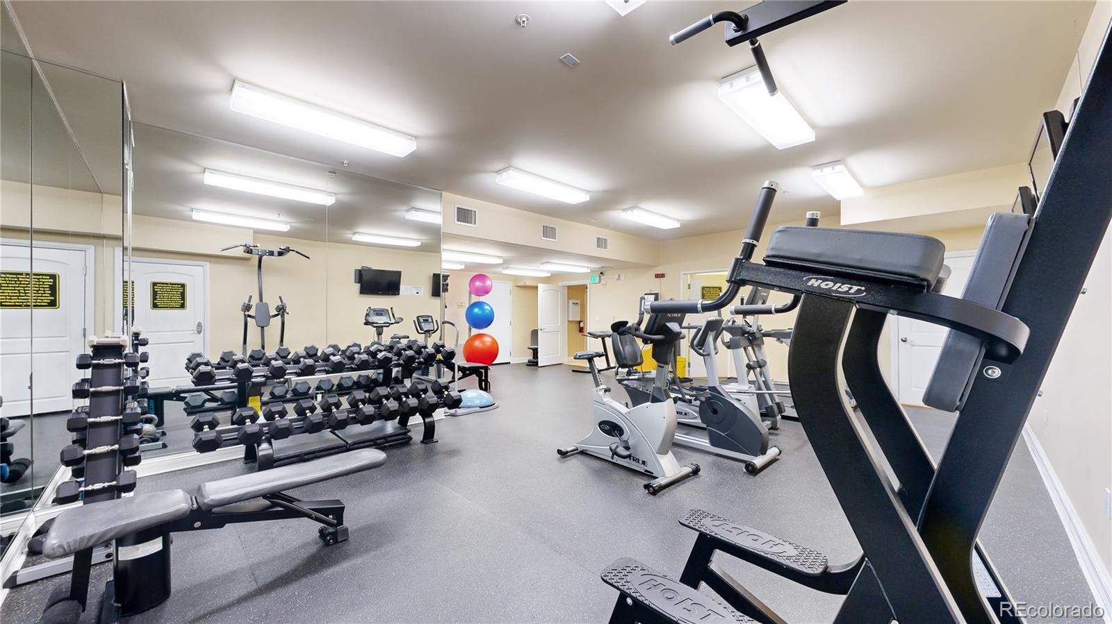 MLS Image #22 for 2500 e cherry creek south drive,denver, Colorado