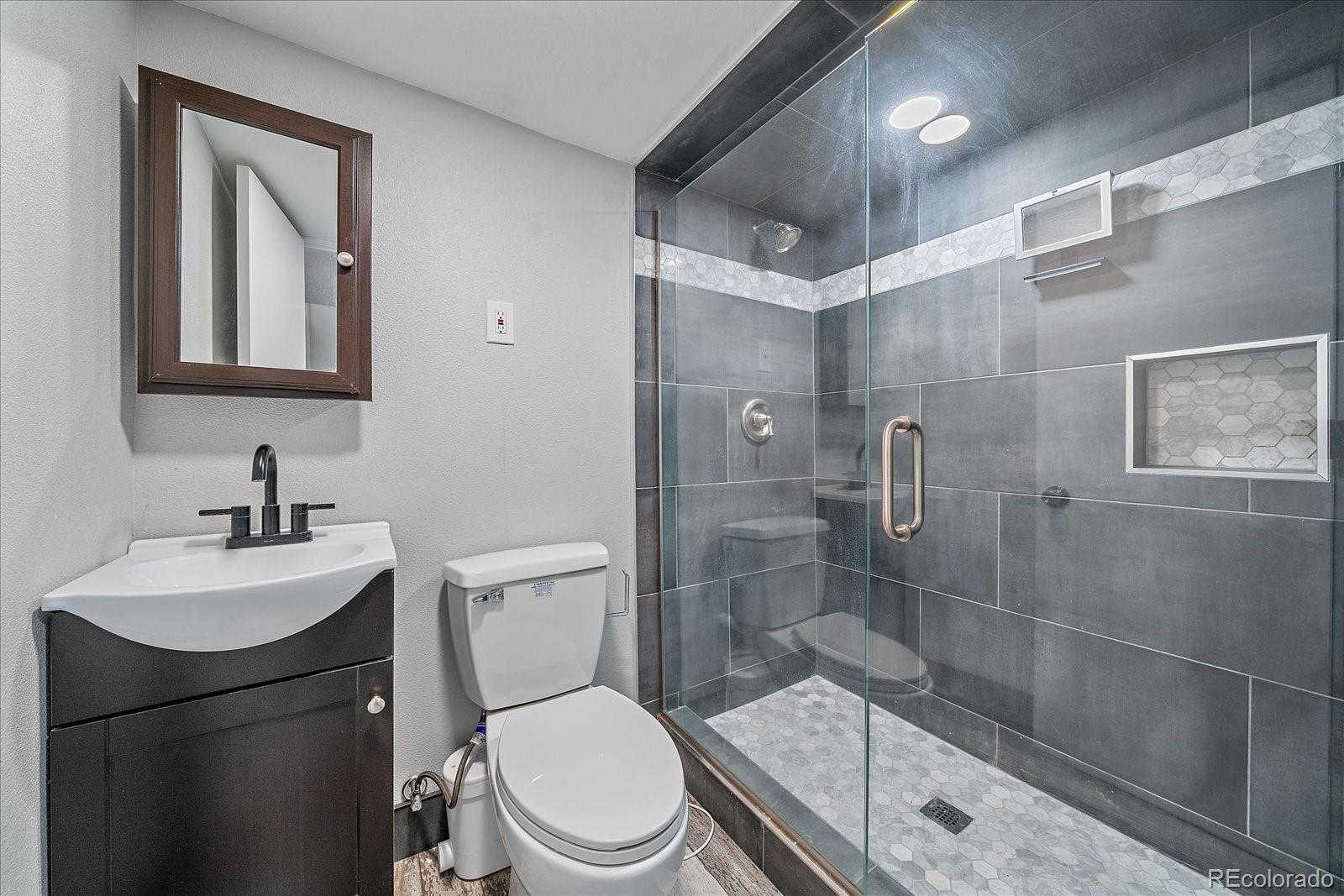 MLS Image #29 for 560  valley road,littleton, Colorado