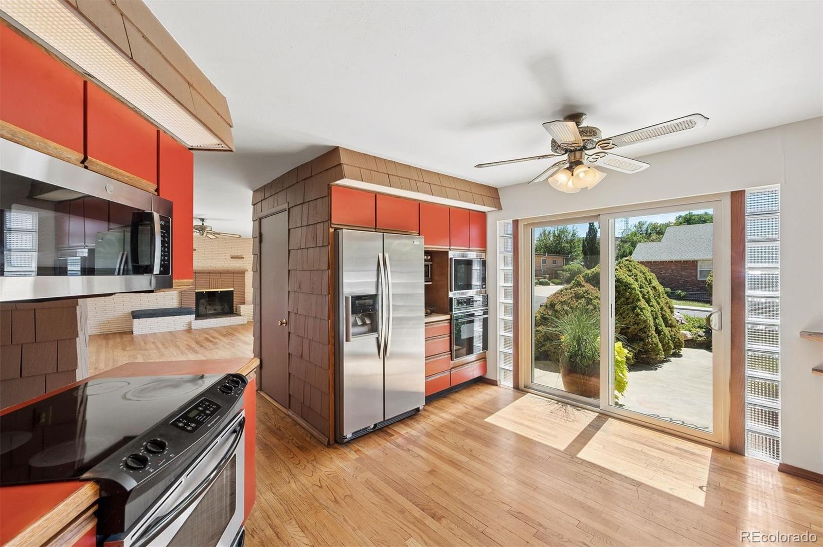 MLS Image #10 for 1995 s newport street,denver, Colorado