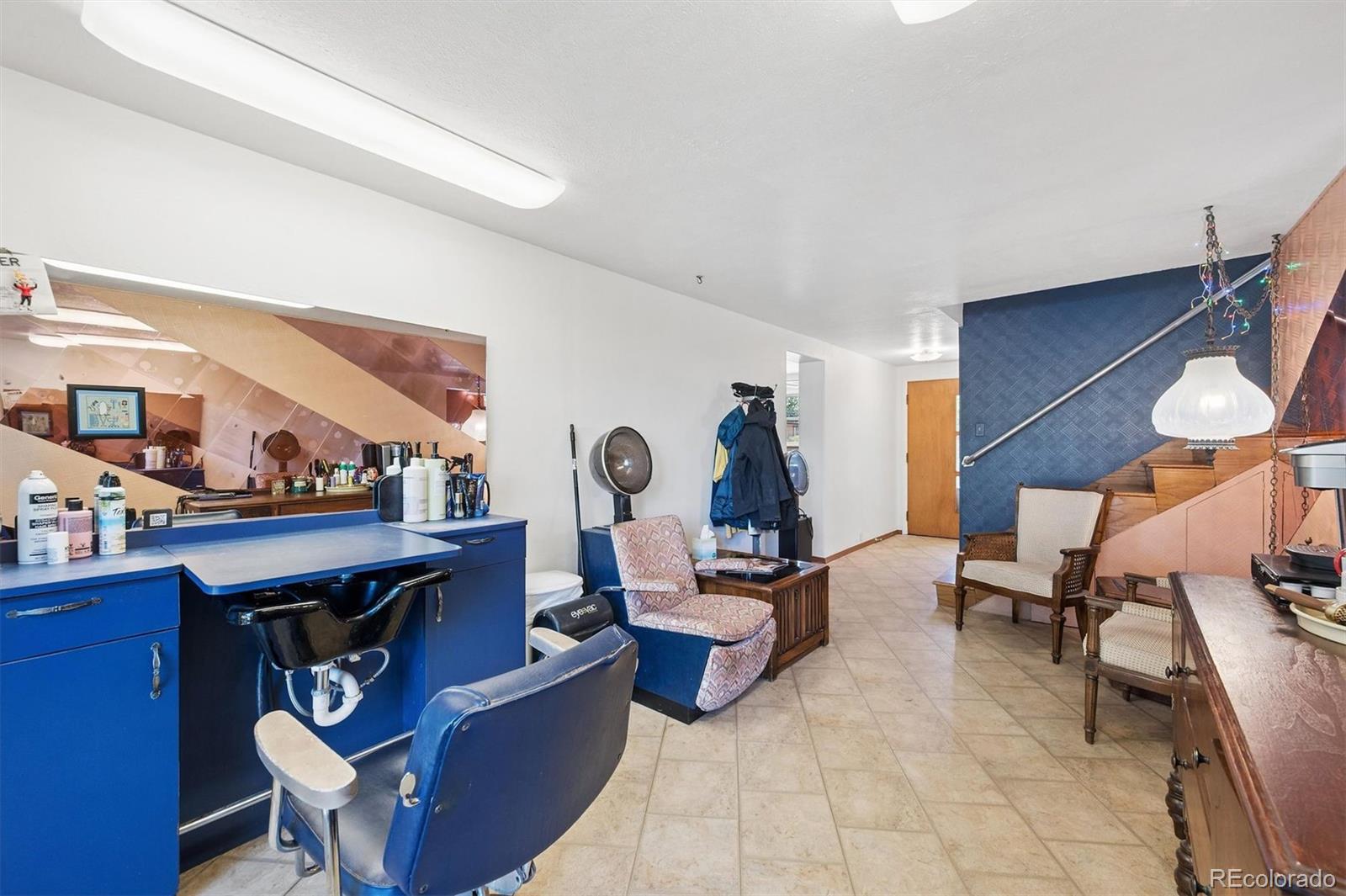 MLS Image #22 for 1995 s newport street,denver, Colorado