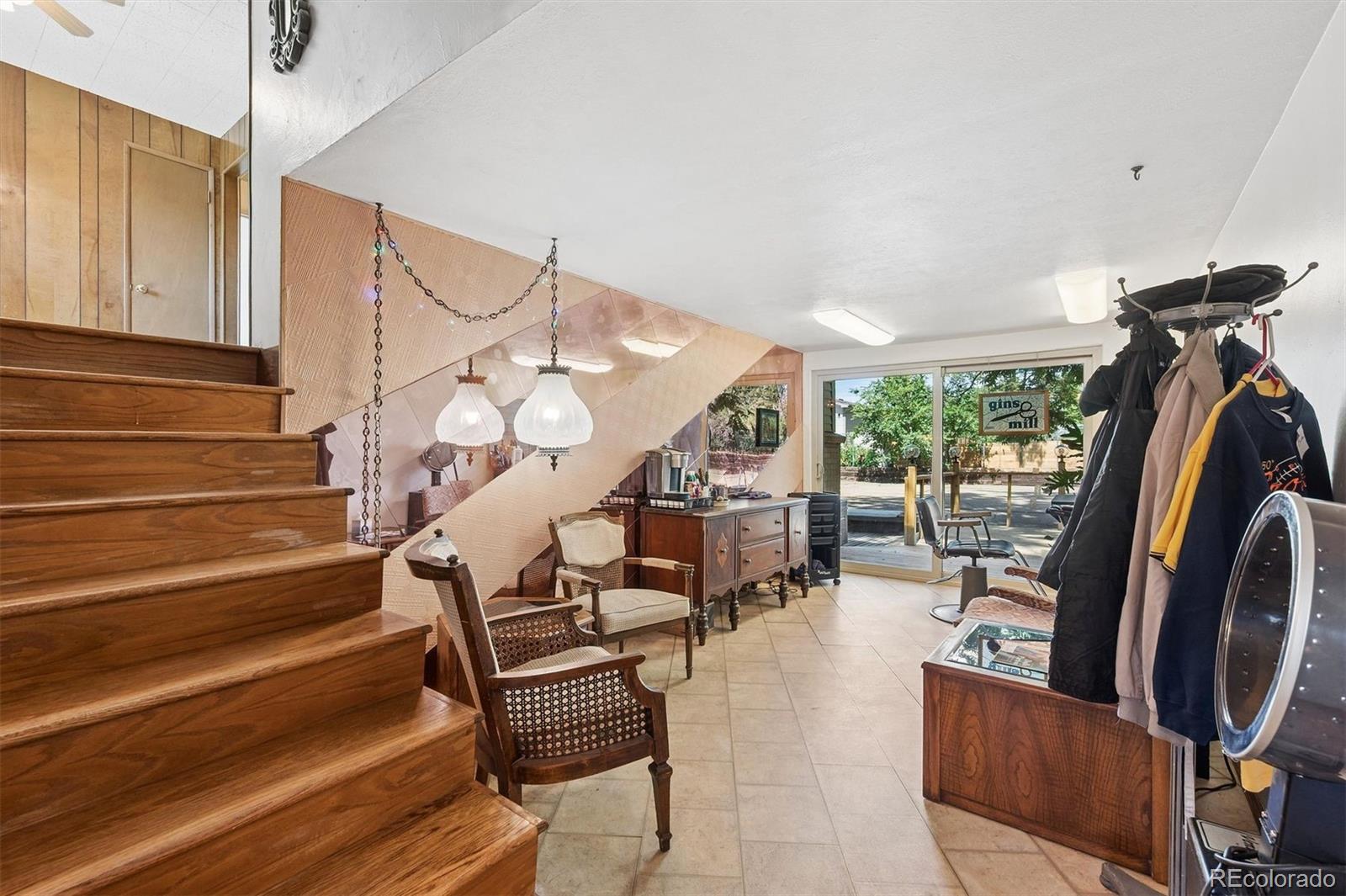 MLS Image #25 for 1995 s newport street,denver, Colorado