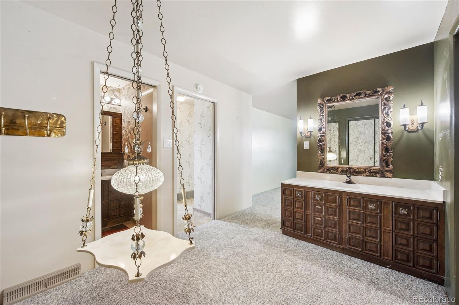 MLS Image #32 for 1995 s newport street,denver, Colorado