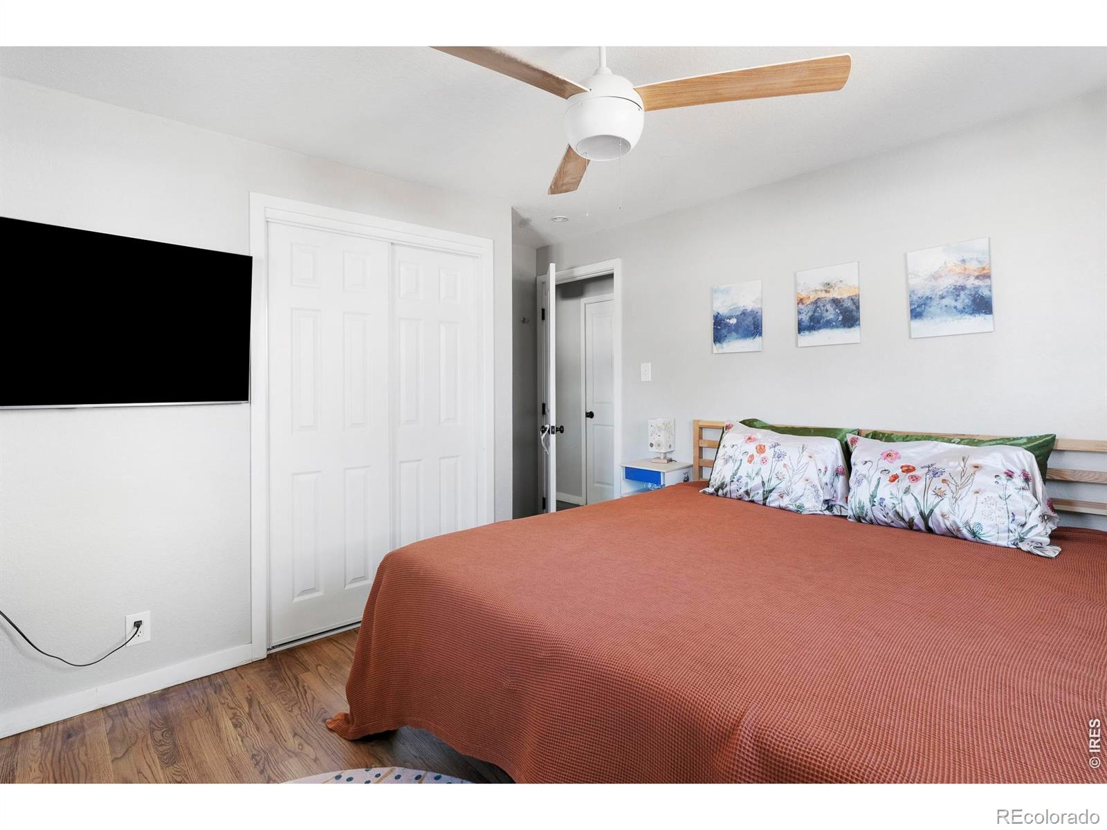 MLS Image #13 for 8441  devonshire boulevard,denver, Colorado