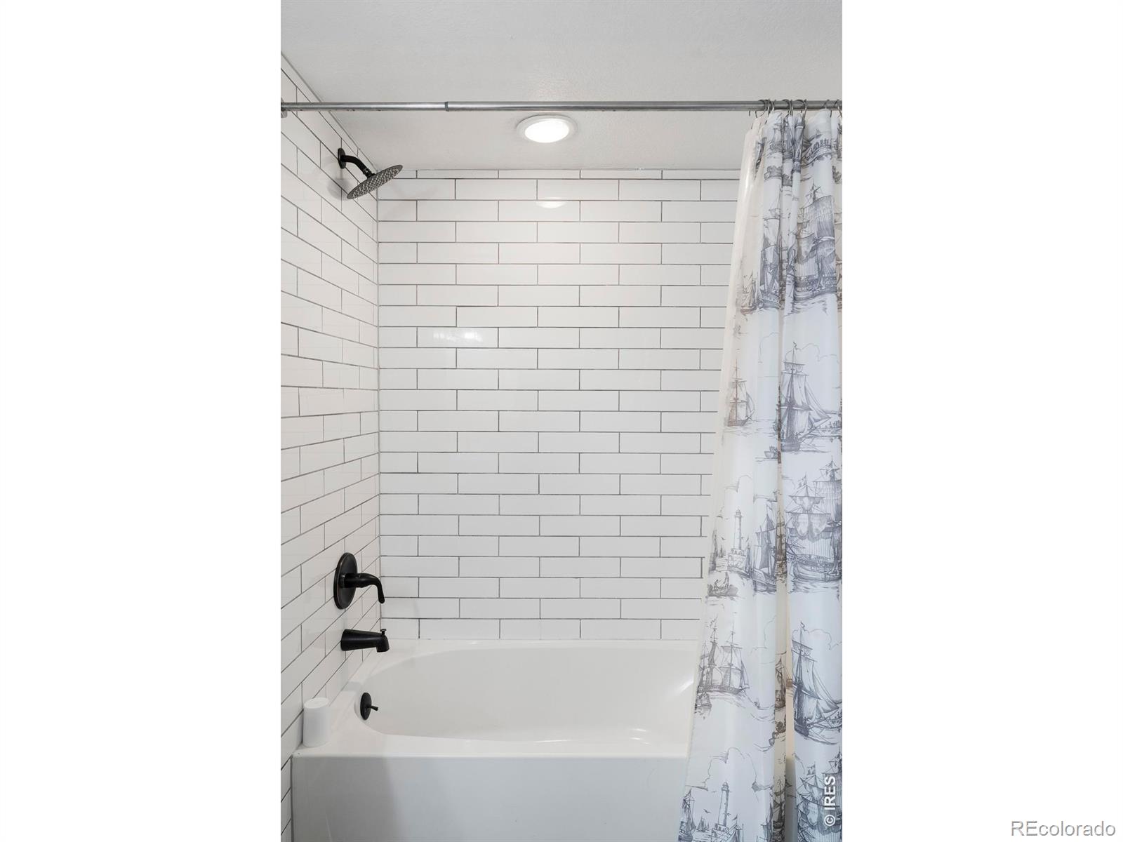 MLS Image #21 for 8441  devonshire boulevard,denver, Colorado