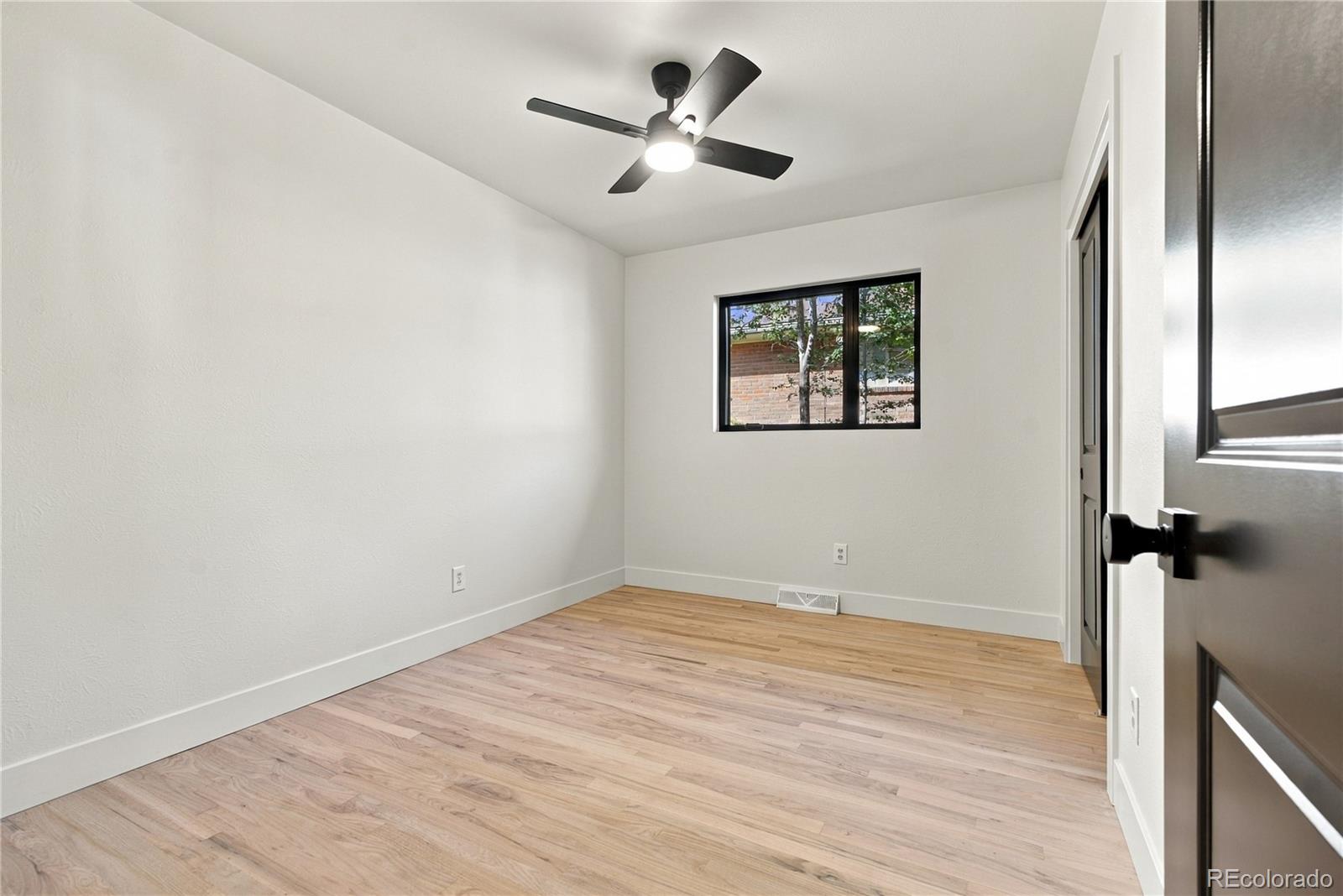 MLS Image #19 for 3442 e costilla avenue,centennial, Colorado