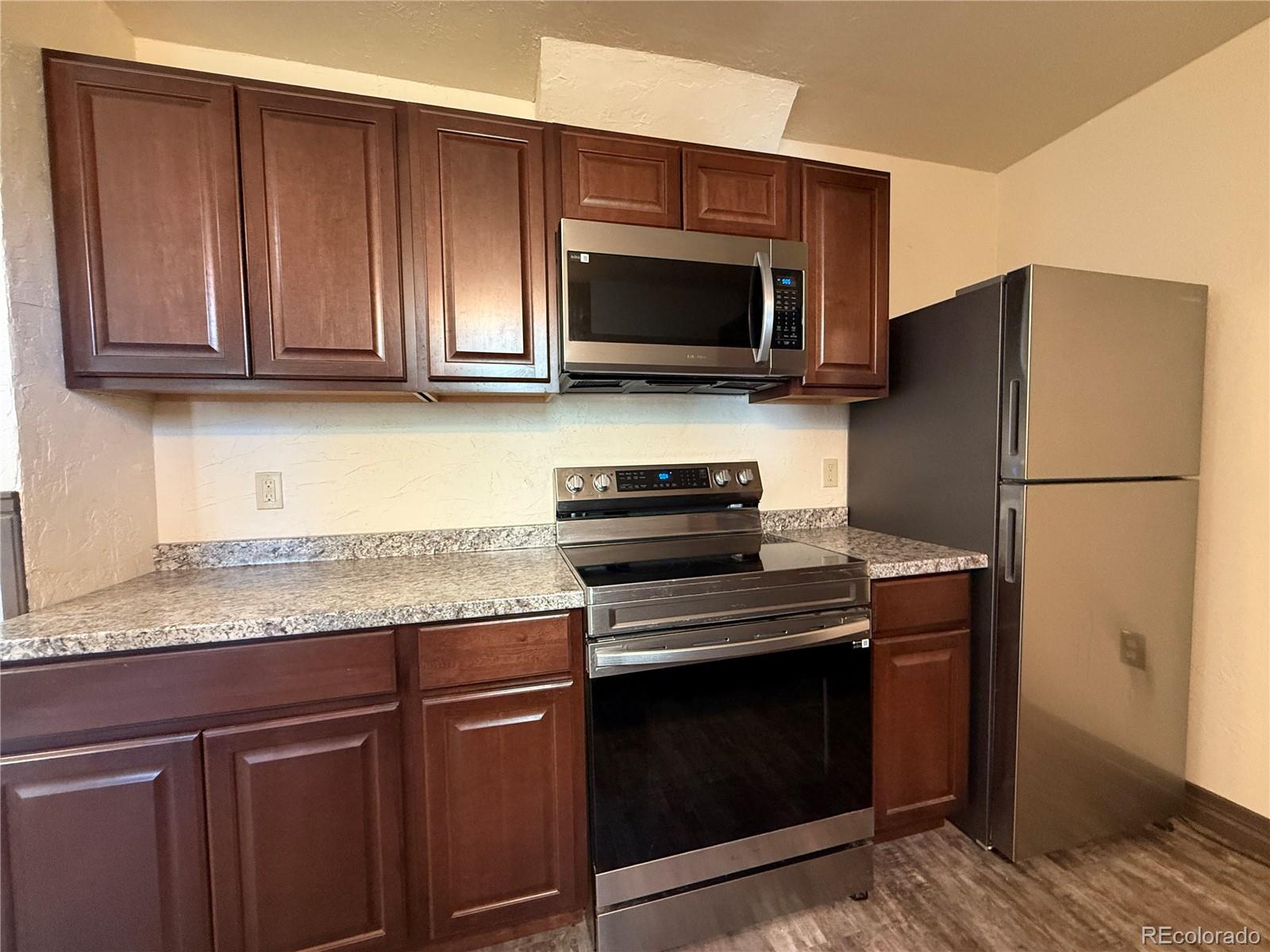 MLS Image #4 for 503  poplar street,la jara, Colorado