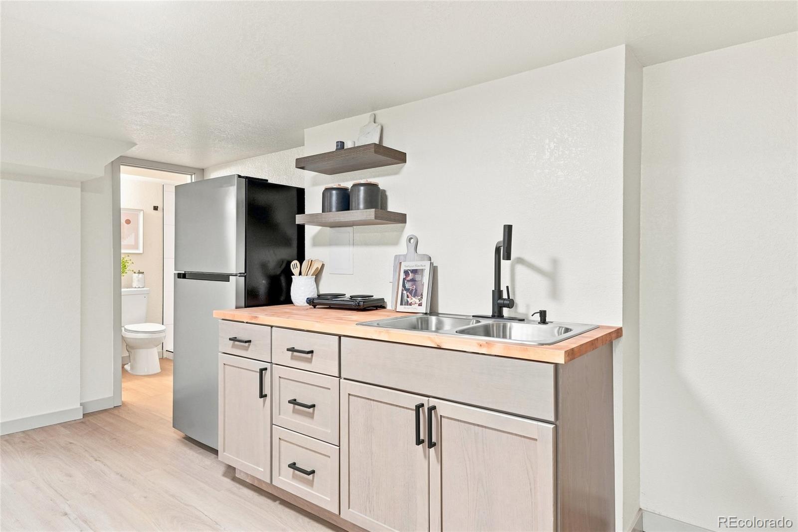 MLS Image #13 for 2787 s meade street,denver, Colorado
