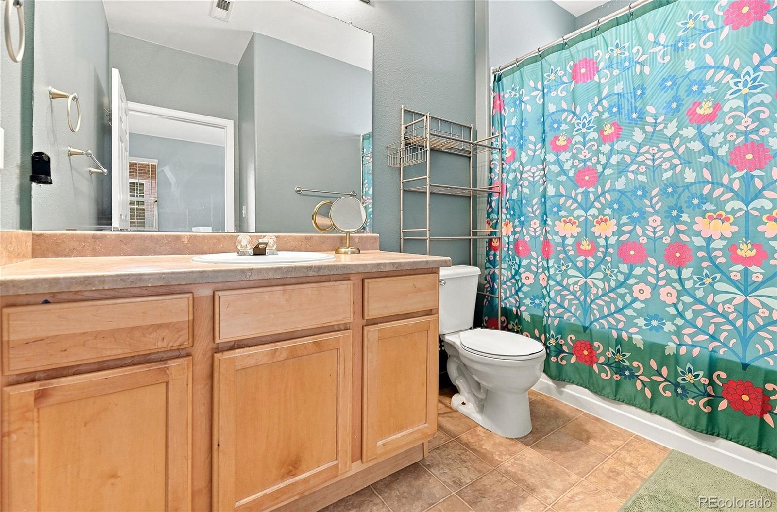 MLS Image #14 for 221  granby way,aurora, Colorado