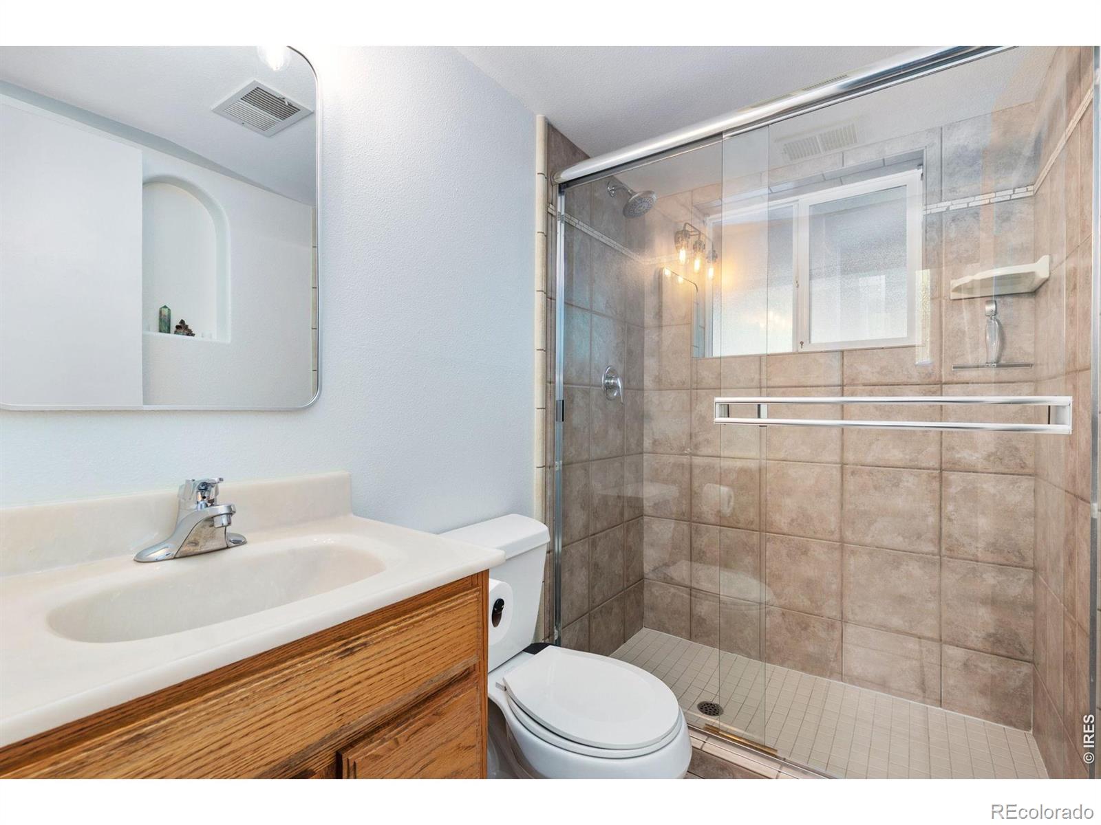 MLS Image #15 for 1018 s pratt parkway,longmont, Colorado