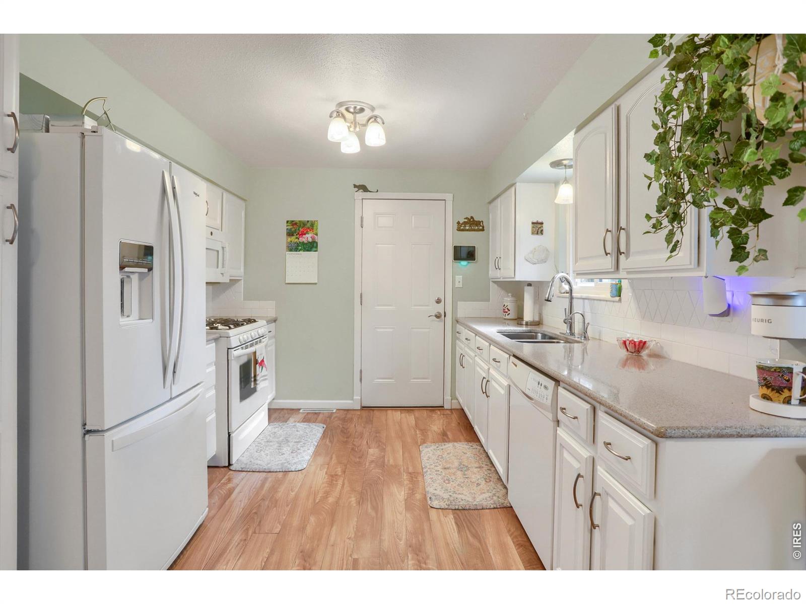 MLS Image #8 for 409 e saint clair avenue,longmont, Colorado