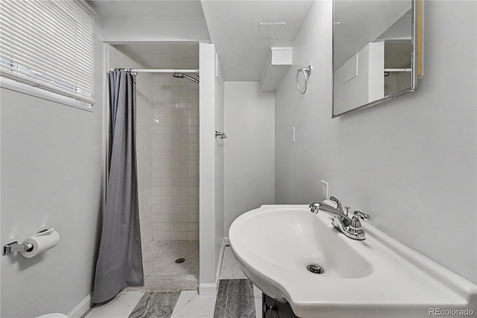 MLS Image #17 for 7991 e kenyon drive,denver, Colorado