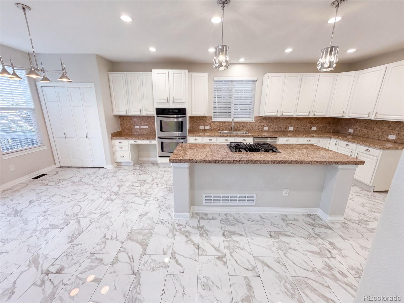 MLS Image #1 for 7242 s rome street,aurora, Colorado