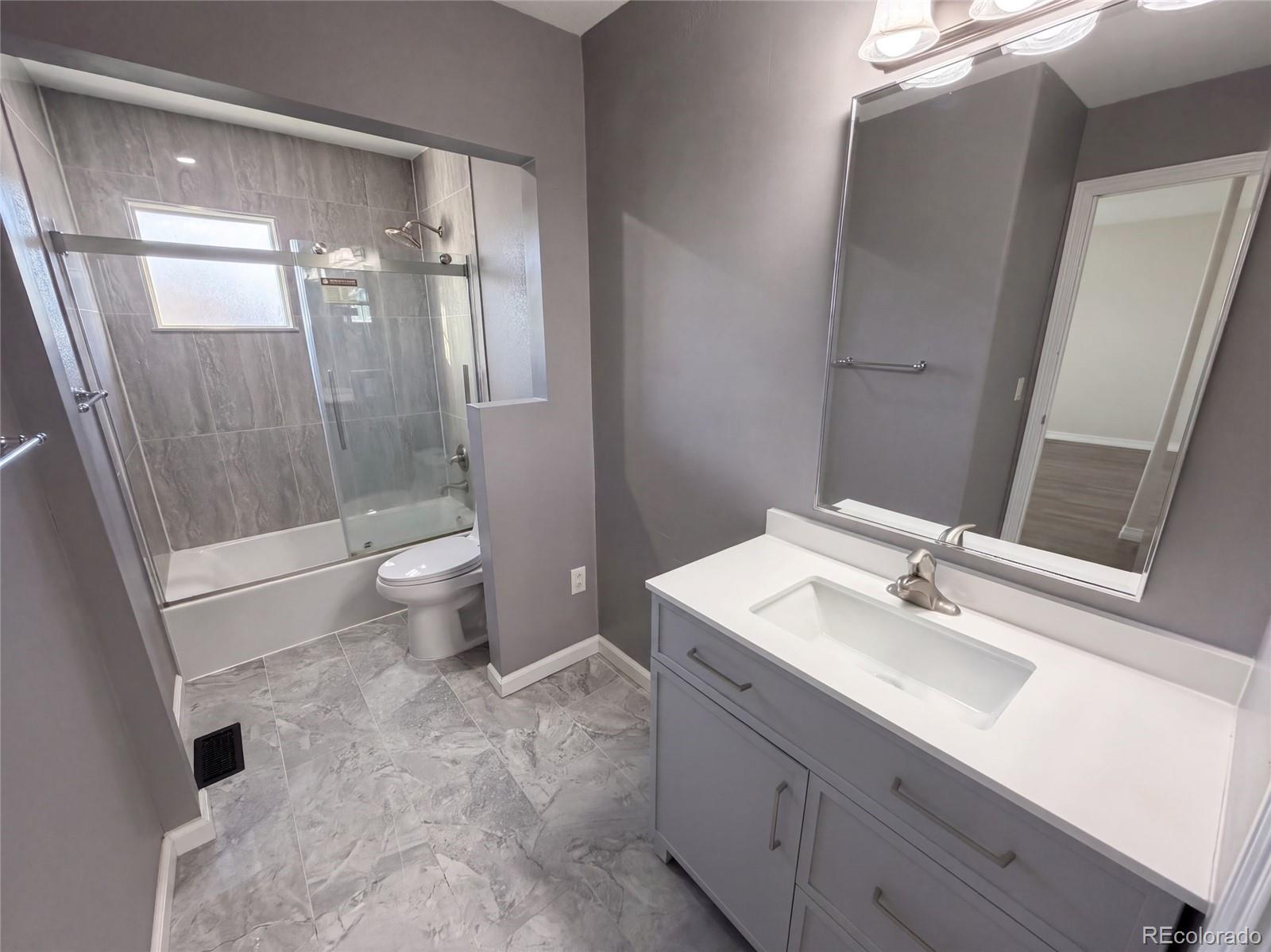 MLS Image #22 for 7242 s rome street,aurora, Colorado