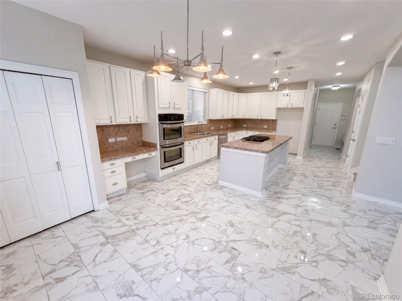 MLS Image #27 for 7242 s rome street,aurora, Colorado