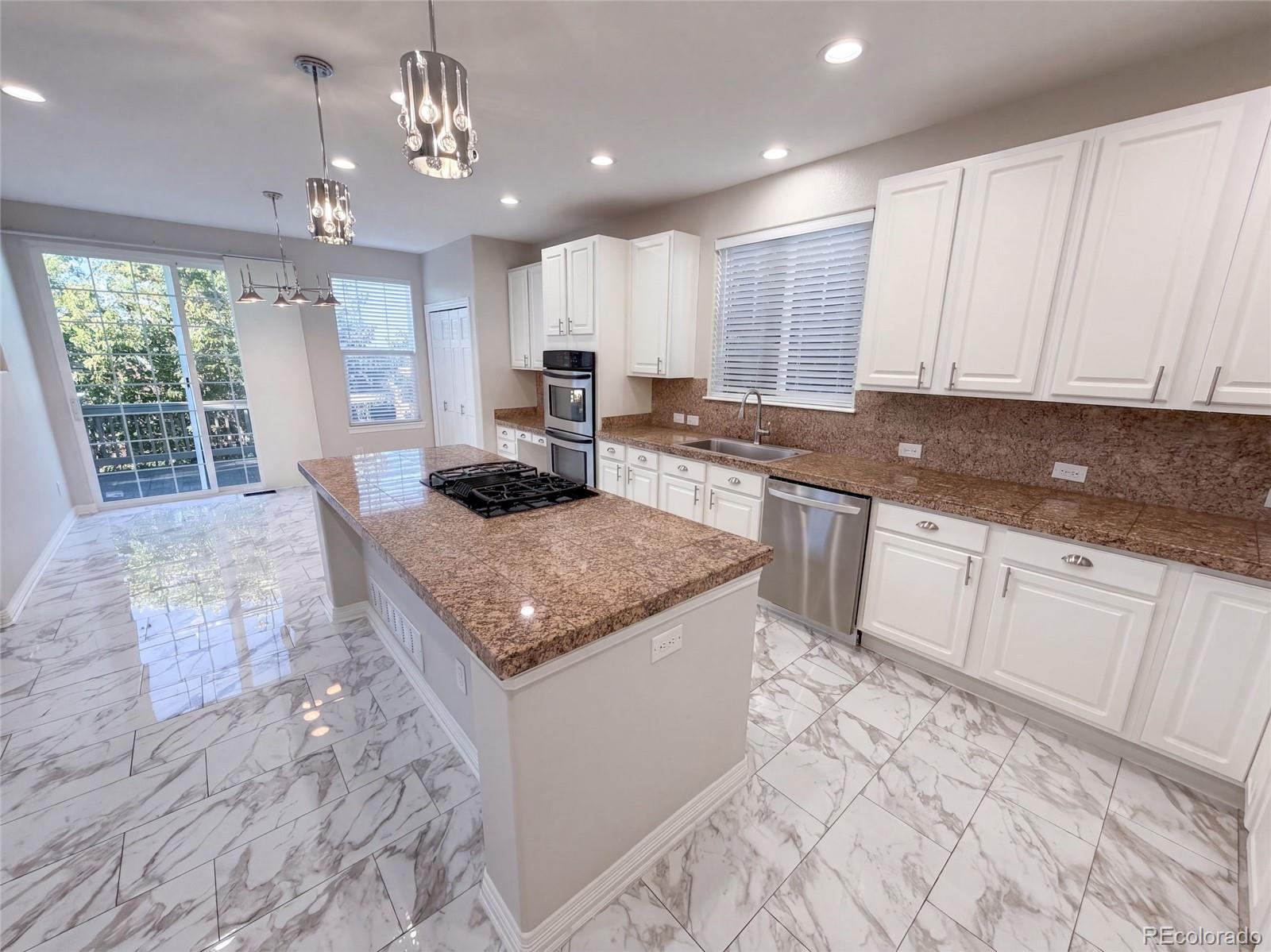 MLS Image #29 for 7242 s rome street,aurora, Colorado