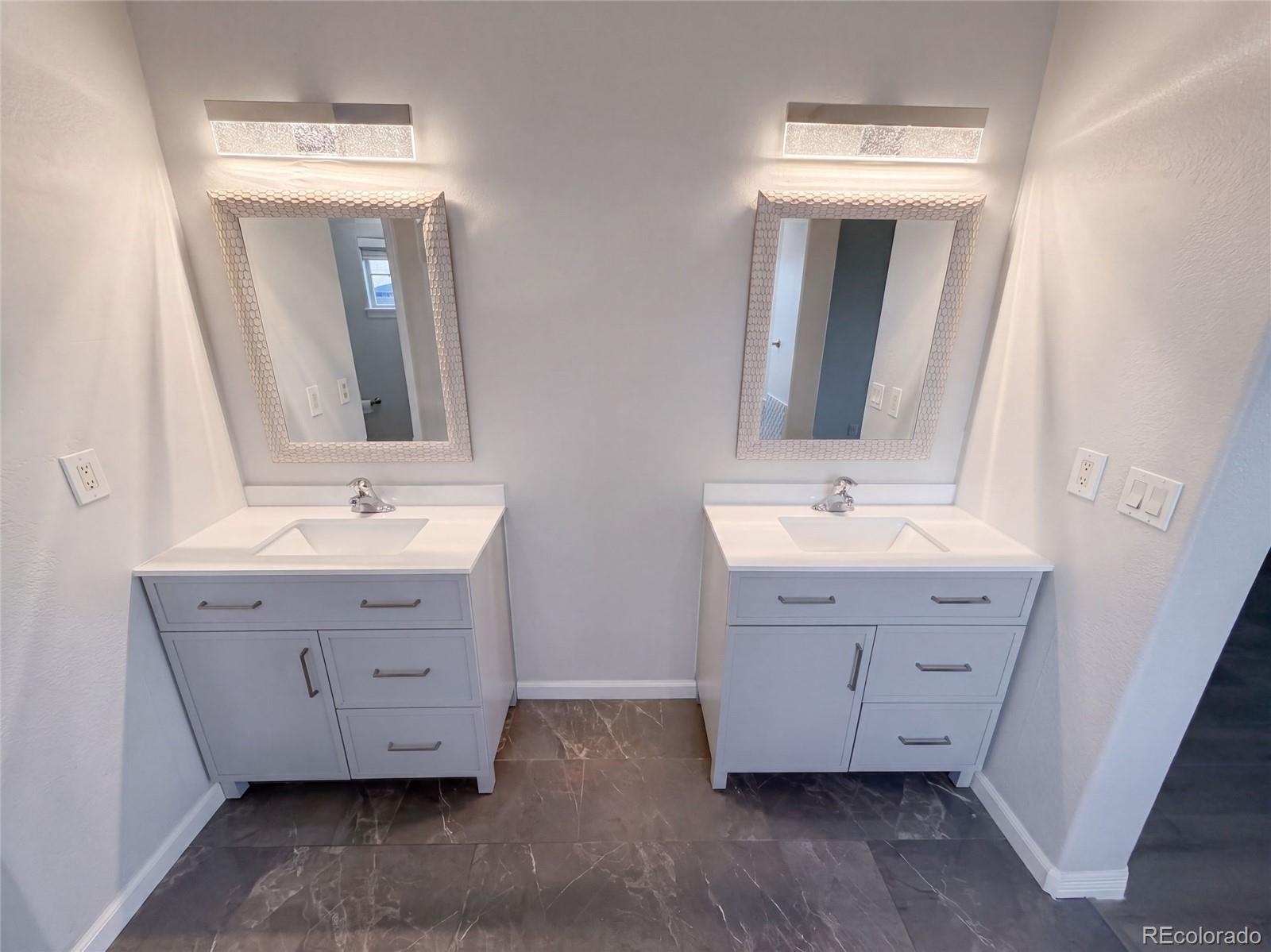 MLS Image #32 for 7242 s rome street,aurora, Colorado