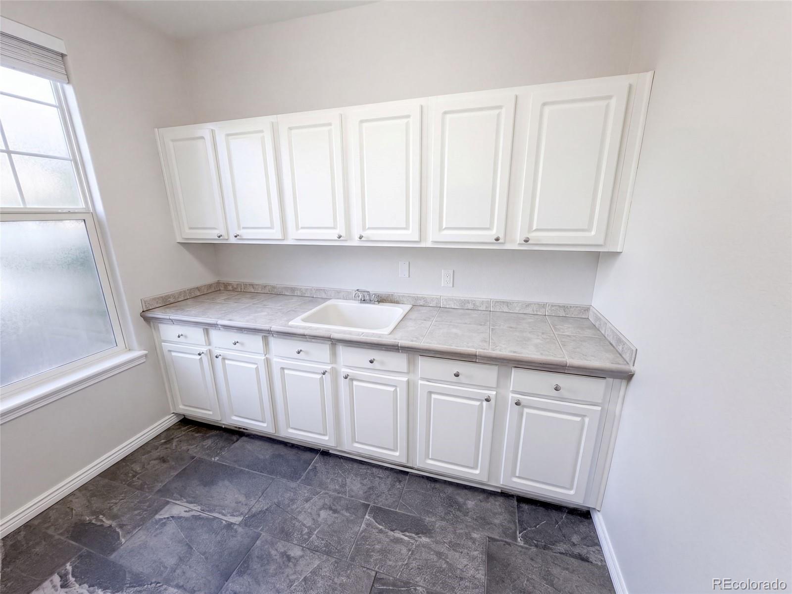 MLS Image #38 for 7242 s rome street,aurora, Colorado