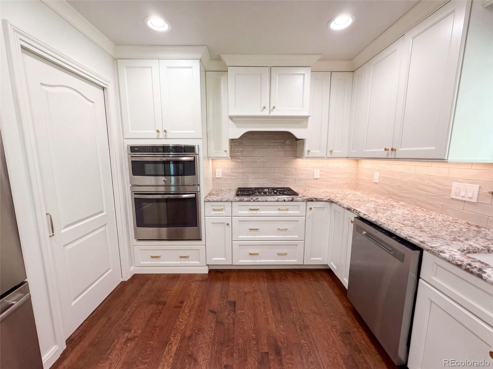 MLS Image #10 for 2145 e columbia place,denver, Colorado