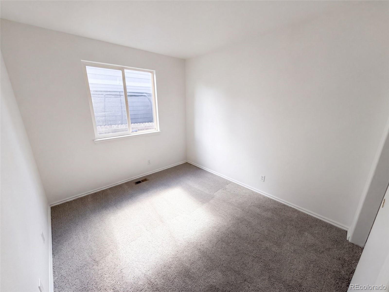 MLS Image #14 for 18959 e linvale place,aurora, Colorado