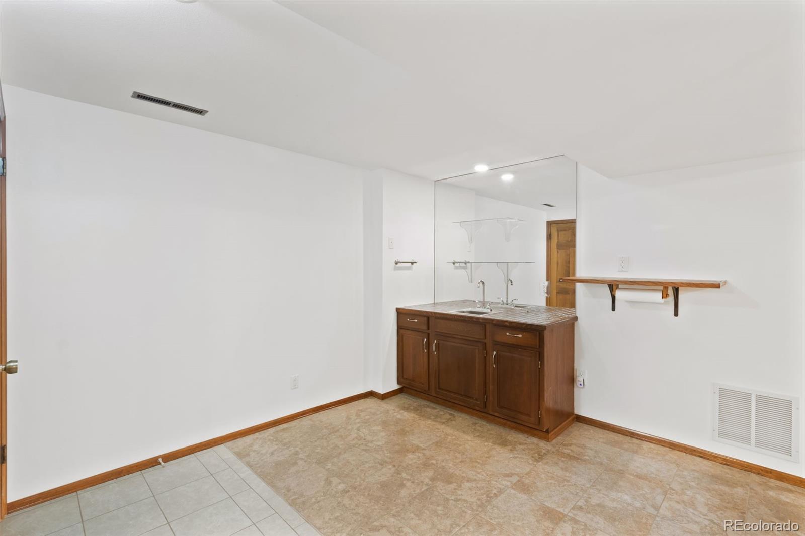MLS Image #23 for 111  miramar drive,colorado springs, Colorado