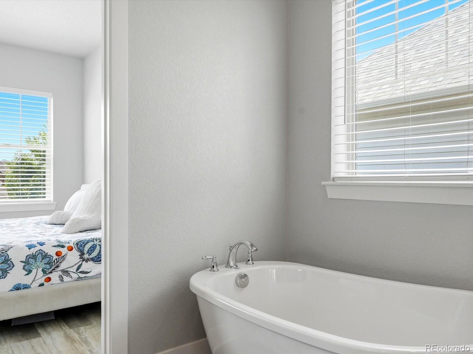 MLS Image #18 for 5779  boston street,denver, Colorado
