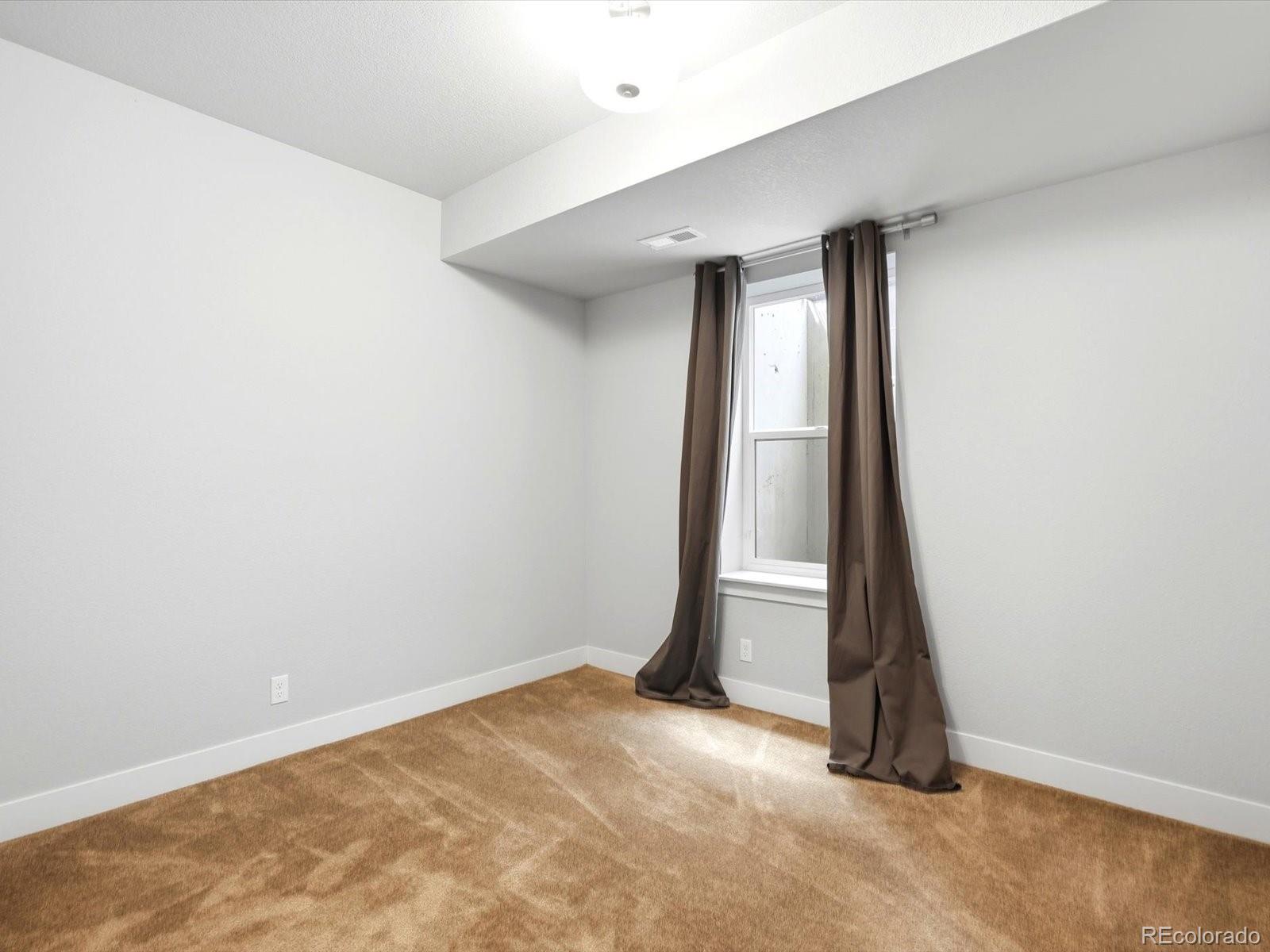 MLS Image #29 for 5779  boston street,denver, Colorado