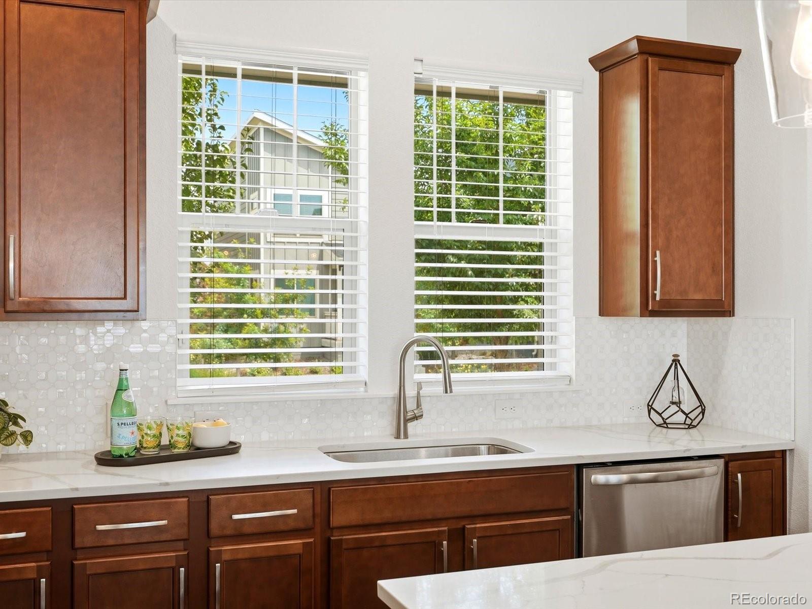 MLS Image #4 for 5779  boston street,denver, Colorado