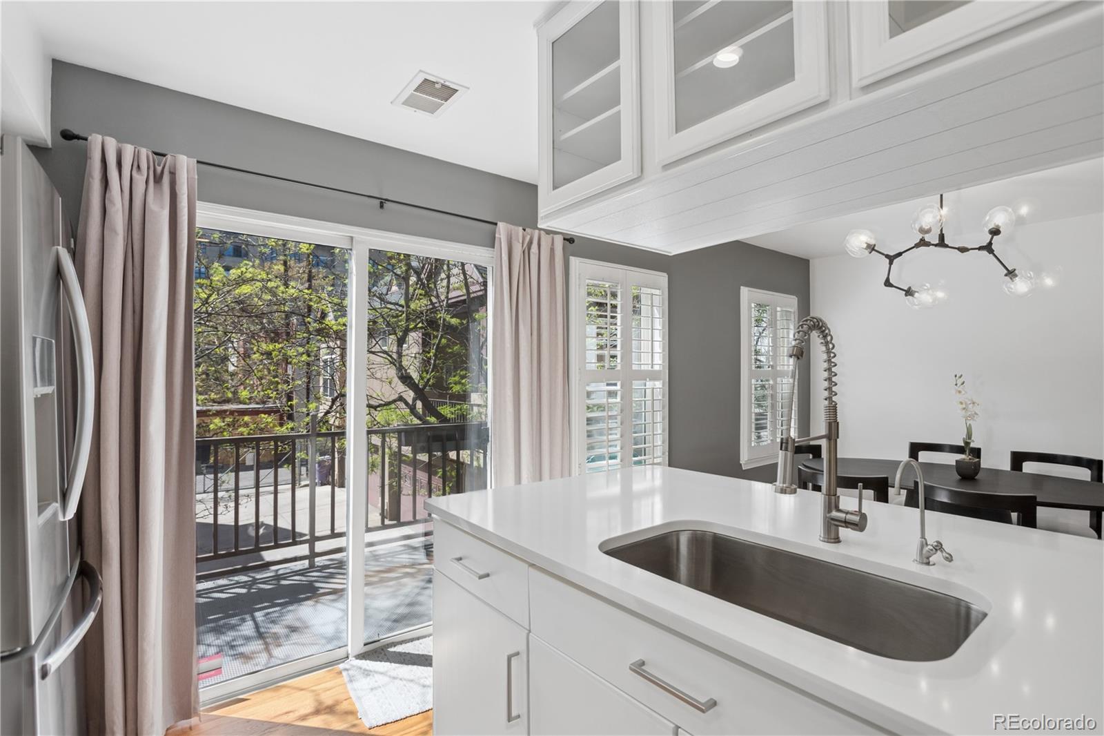 MLS Image #11 for 1641 n washington street,denver, Colorado