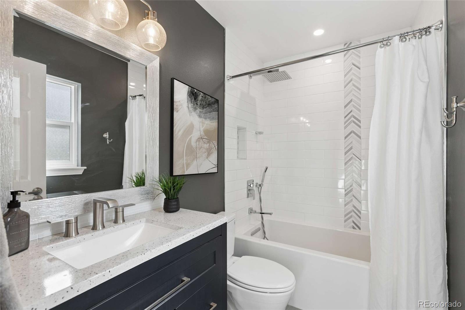 MLS Image #22 for 1641 n washington street,denver, Colorado