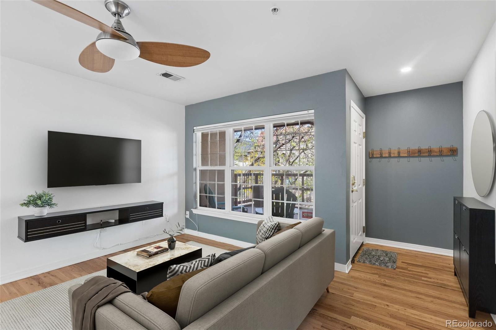 MLS Image #3 for 1641 n washington street,denver, Colorado