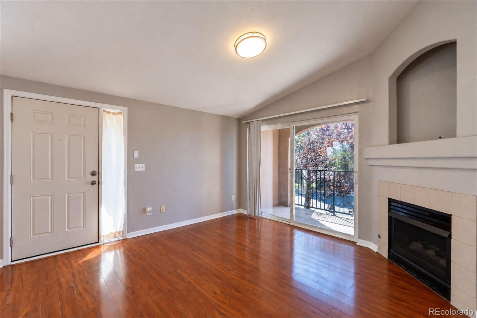 MLS Image #10 for 1604  granby way,aurora, Colorado