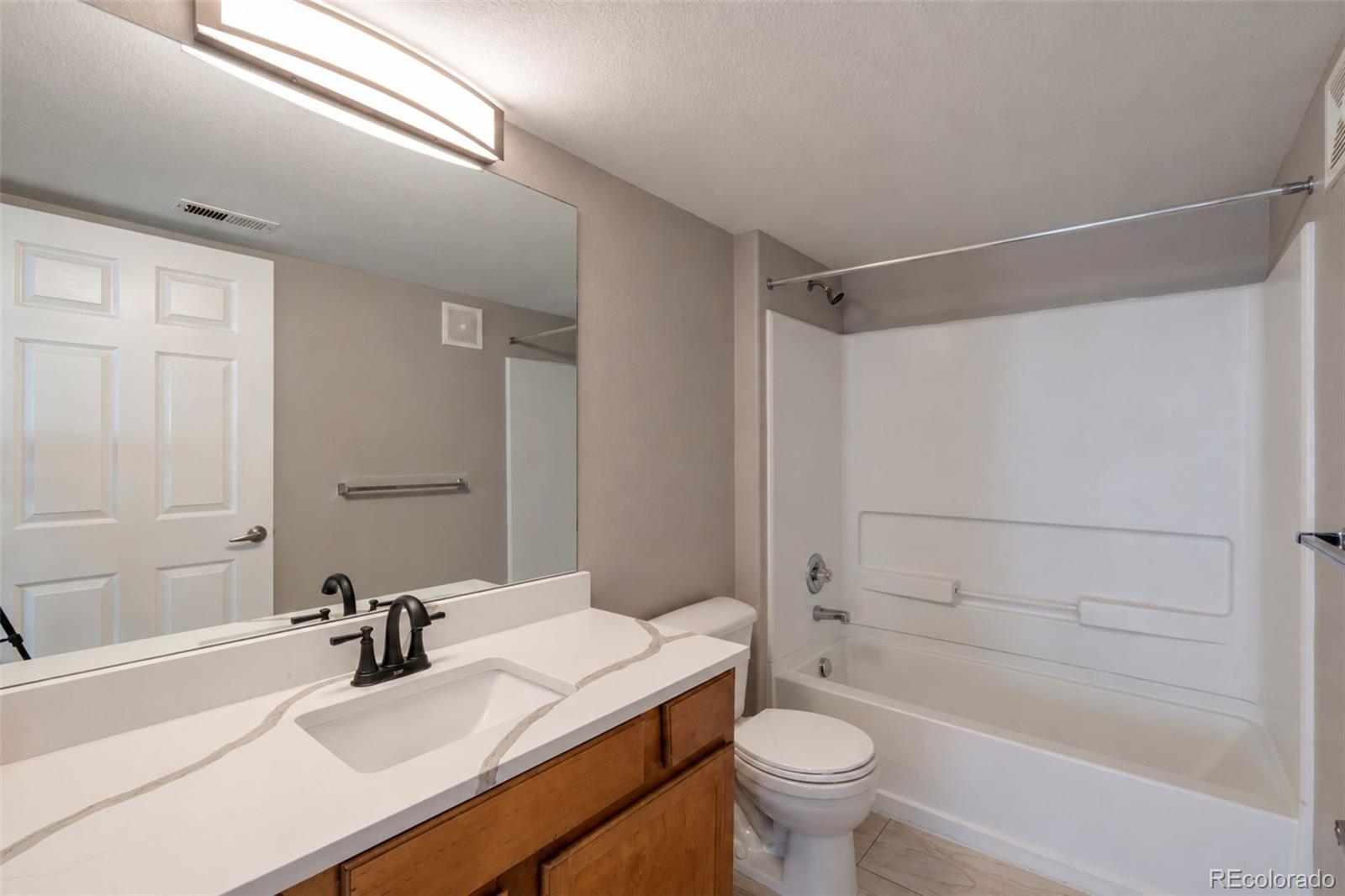 MLS Image #20 for 1604  granby way,aurora, Colorado