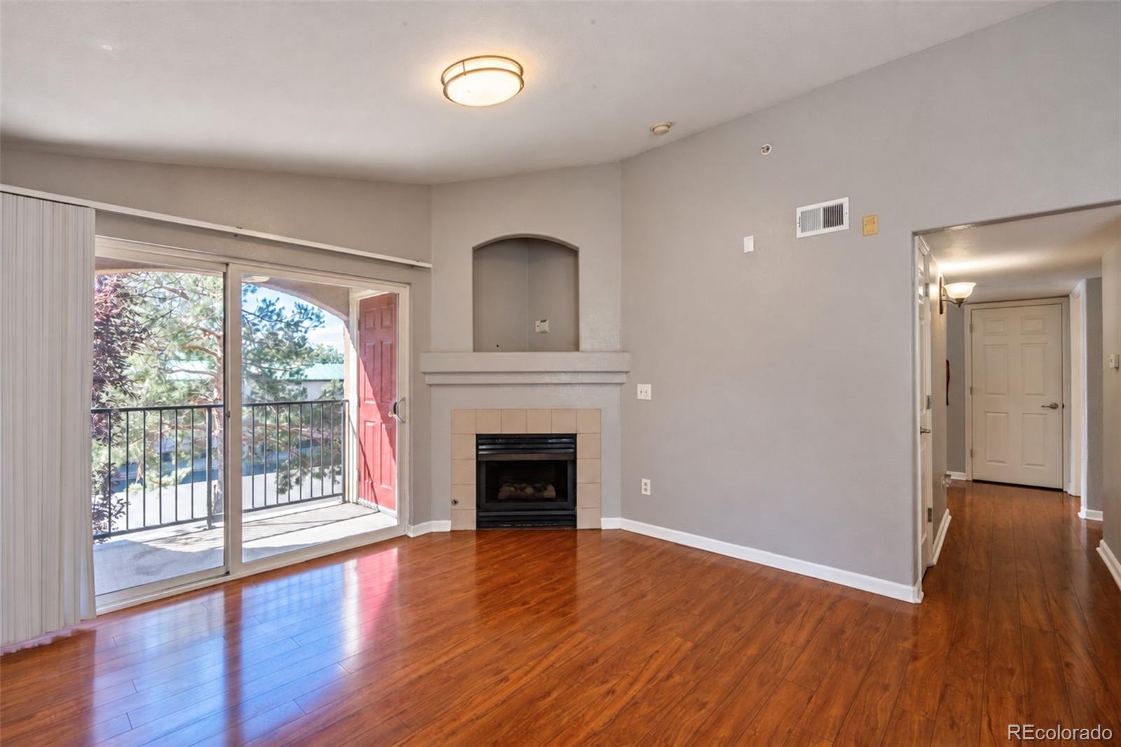 MLS Image #3 for 1604  granby way,aurora, Colorado