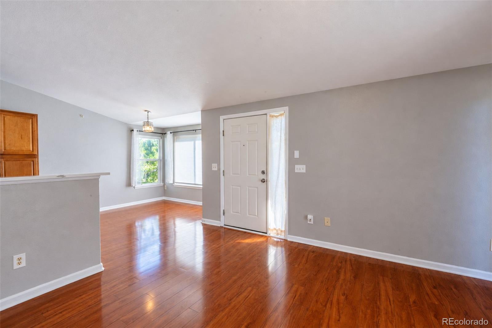 MLS Image #8 for 1604  granby way,aurora, Colorado