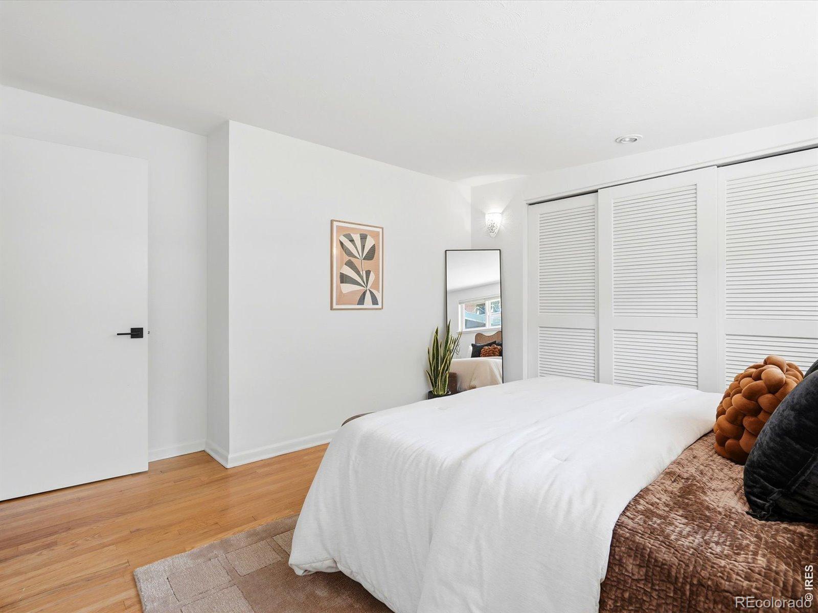MLS Image #22 for 1420 s cherry street,denver, Colorado