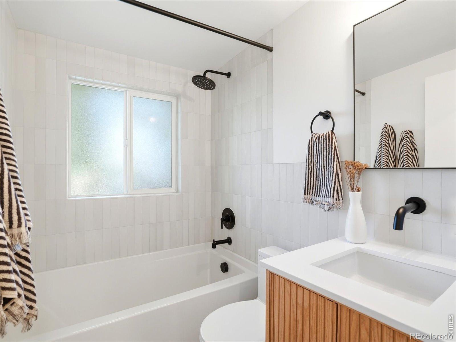 MLS Image #25 for 1420 s cherry street,denver, Colorado