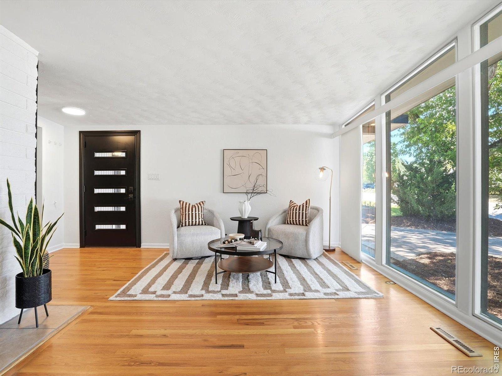MLS Image #3 for 1420 s cherry street,denver, Colorado