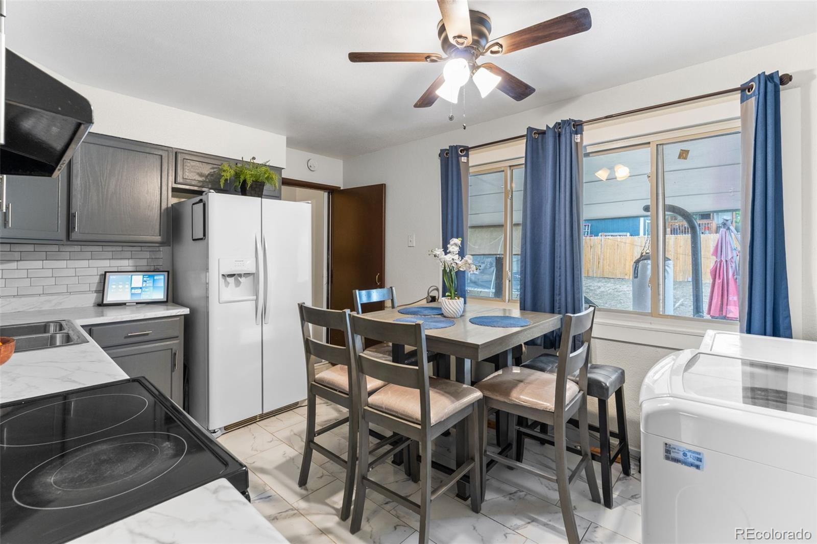 MLS Image #10 for 14900 e 55 th avenue,denver, Colorado