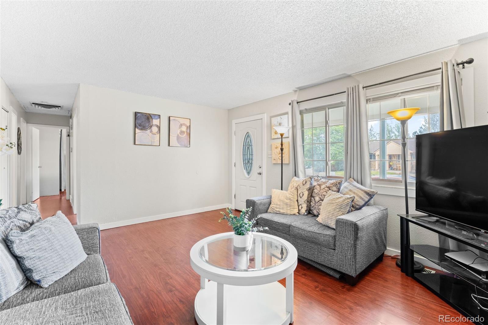 MLS Image #8 for 14900 e 55 th avenue,denver, Colorado