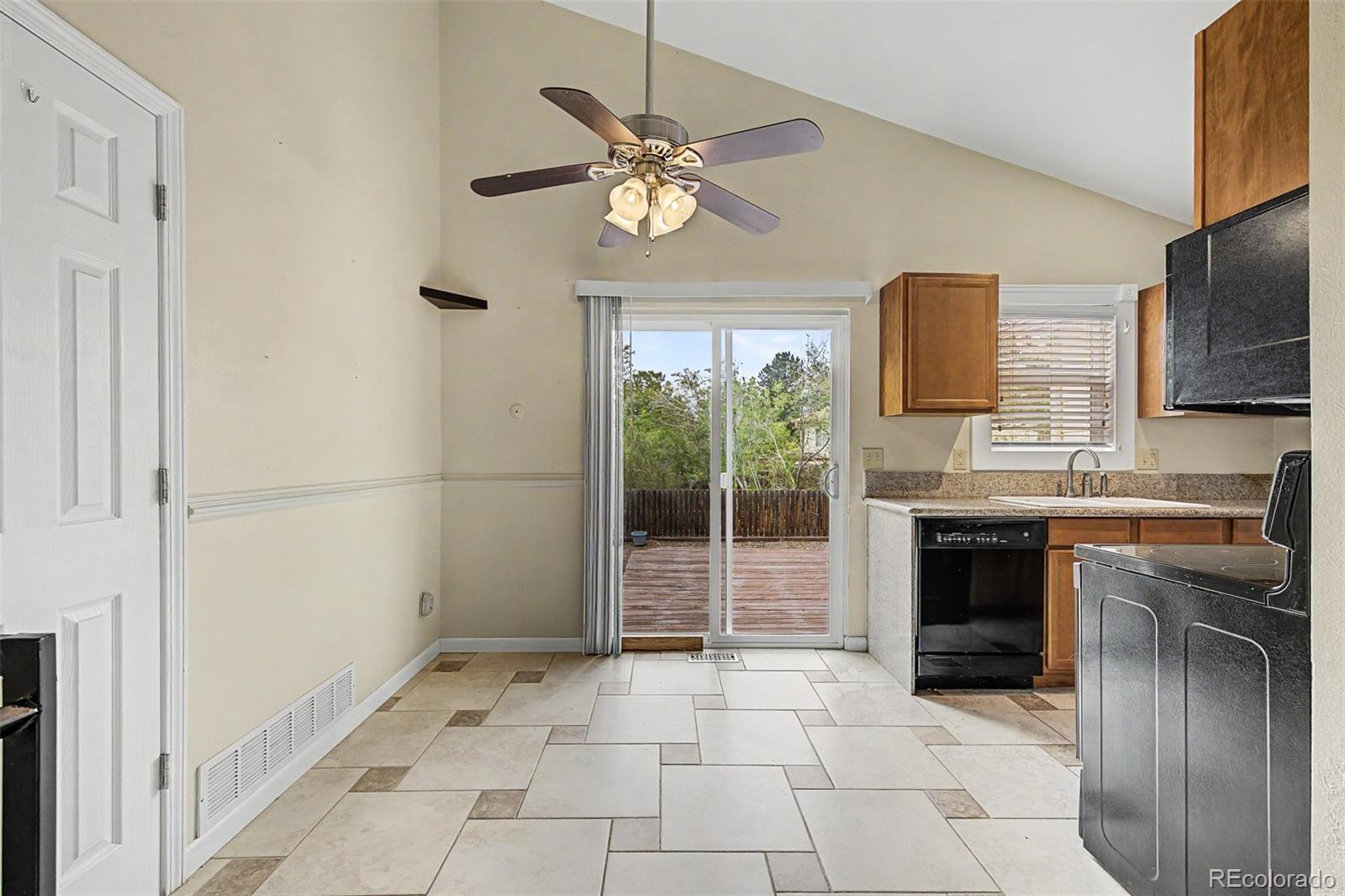 MLS Image #7 for 3861 s truckee way,aurora, Colorado